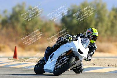 media/Jan-08-2022-SoCal Trackdays (Sat) [[1ec2777125]]/Turn 7 (1035am)/